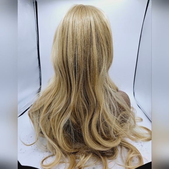 Long Blonde Wavy Hair w/ Bangs Synthetic Wig - Picture 3 of 7